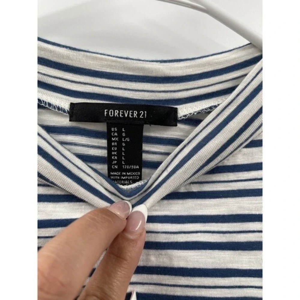 Forever 21 Large Striped Mock Neck Tank Top Womens Blue White Elastic Hem Crop‎